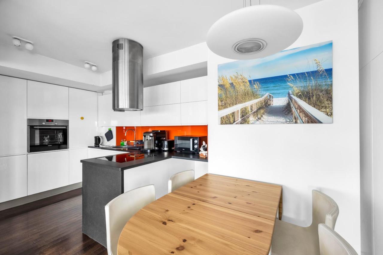 23Rd Floor 3Br Apt With Views Of Warsaw Luaran gambar
