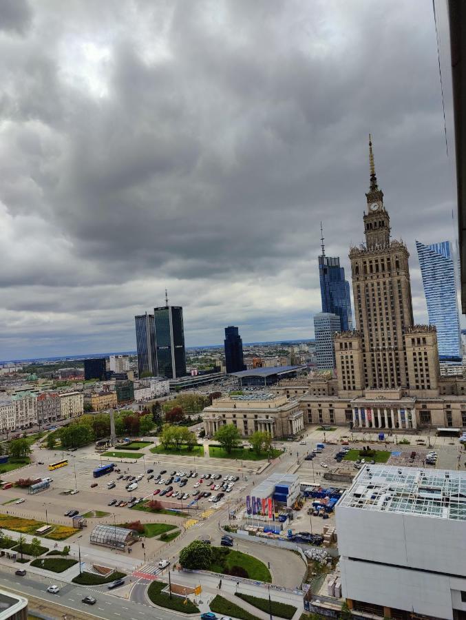 23Rd Floor 3Br Apt With Views Of Warsaw Luaran gambar